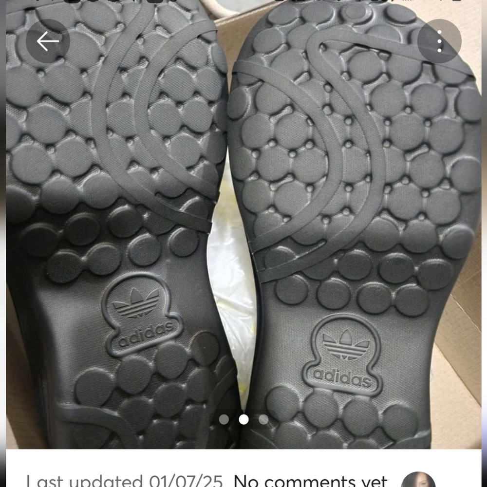 Like new adidas clogs